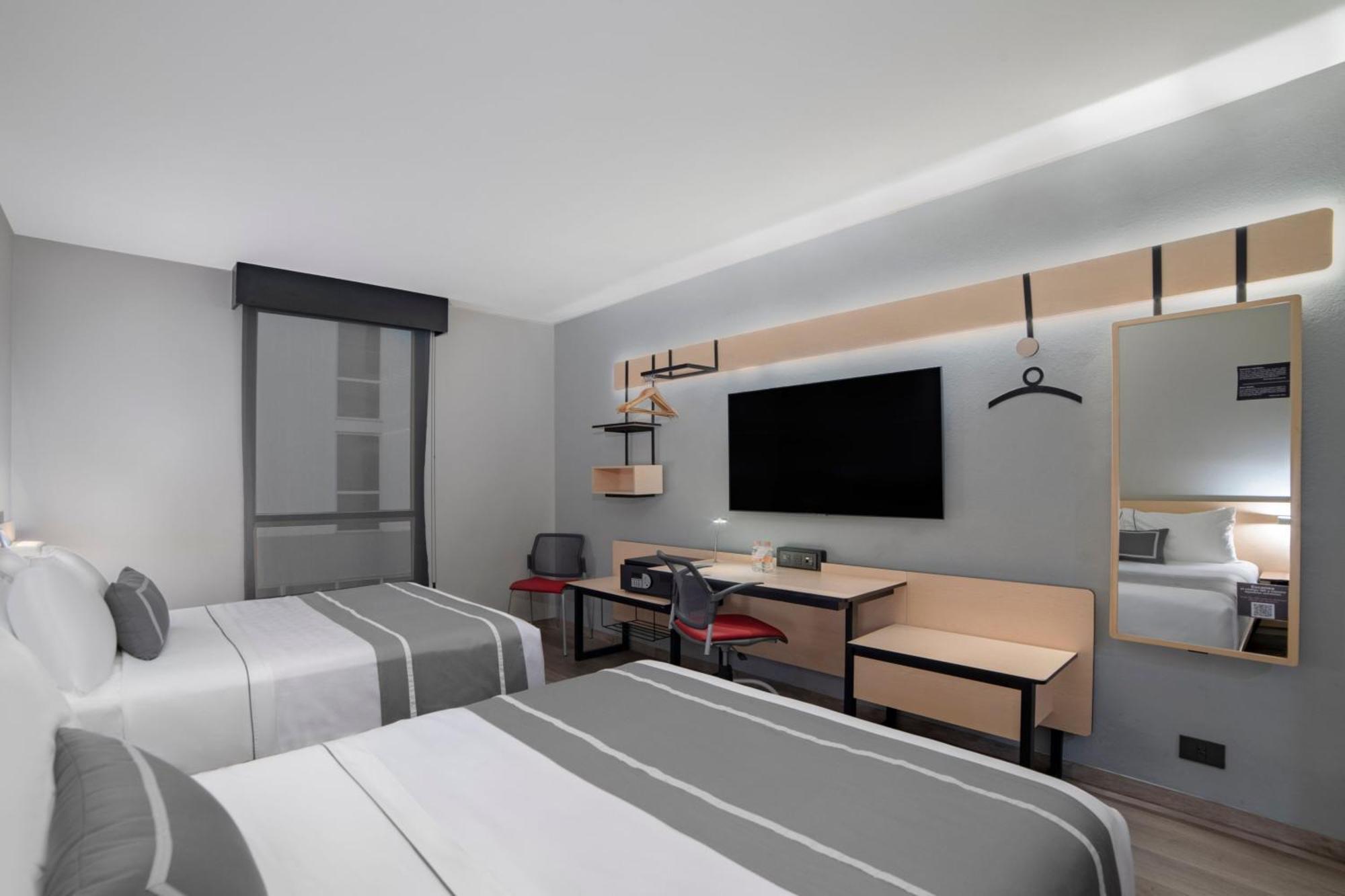City Express Plus By Marriott Ciudad De Mexico Insurgentes Sur Exterior photo