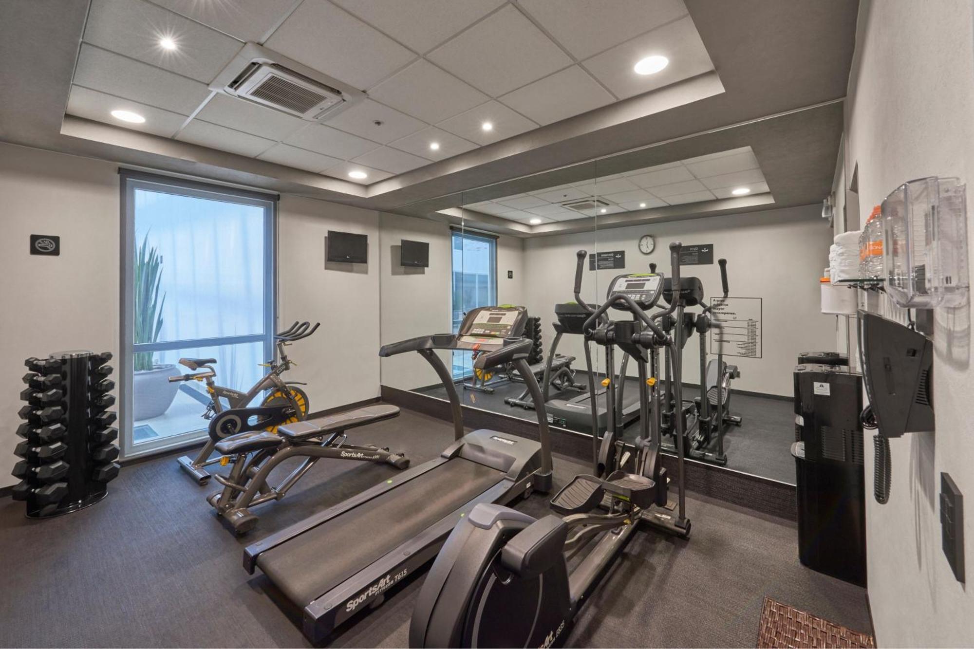 City Express Plus By Marriott Ciudad De Mexico Insurgentes Sur Exterior photo